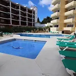 Club Playa Flores Apartmán *