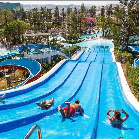 Club Playa Flores Апартаменты *